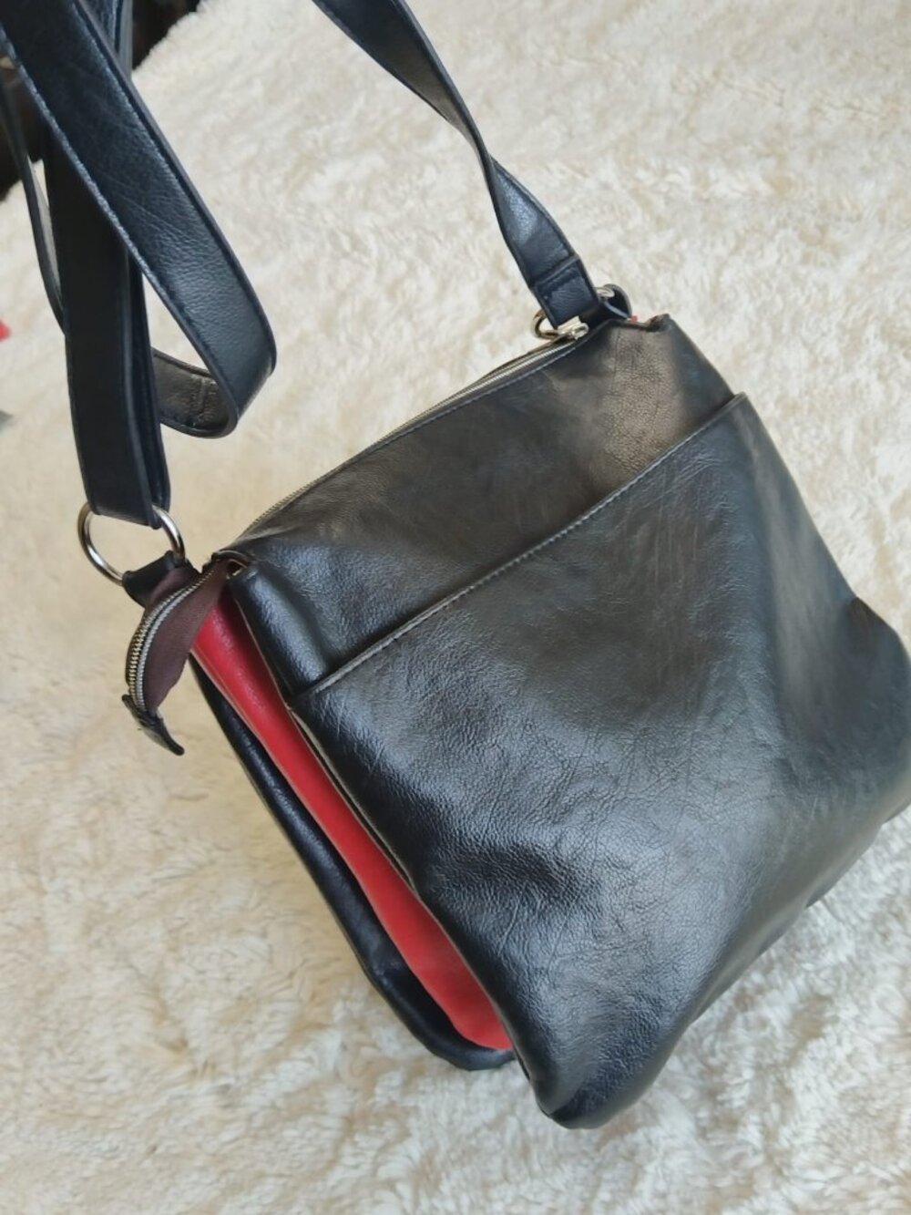 Jessica Black Leather Crossbody Bag Red Trim Floral Lining Multi Pocket